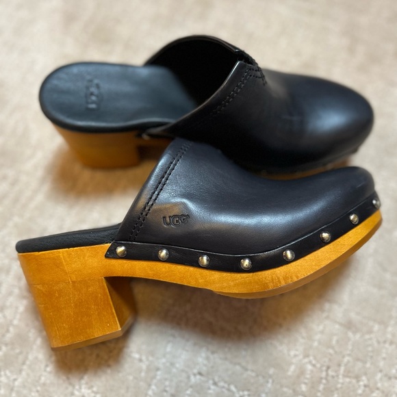 UGG Kay Leather Studded Clogs - Picture 1 of 7